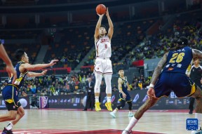 包含浙江稠州迎NBA总决赛关键赛；国际比赛日远射贴柱；媒体盛赞；更衣室氛围转暖的词条