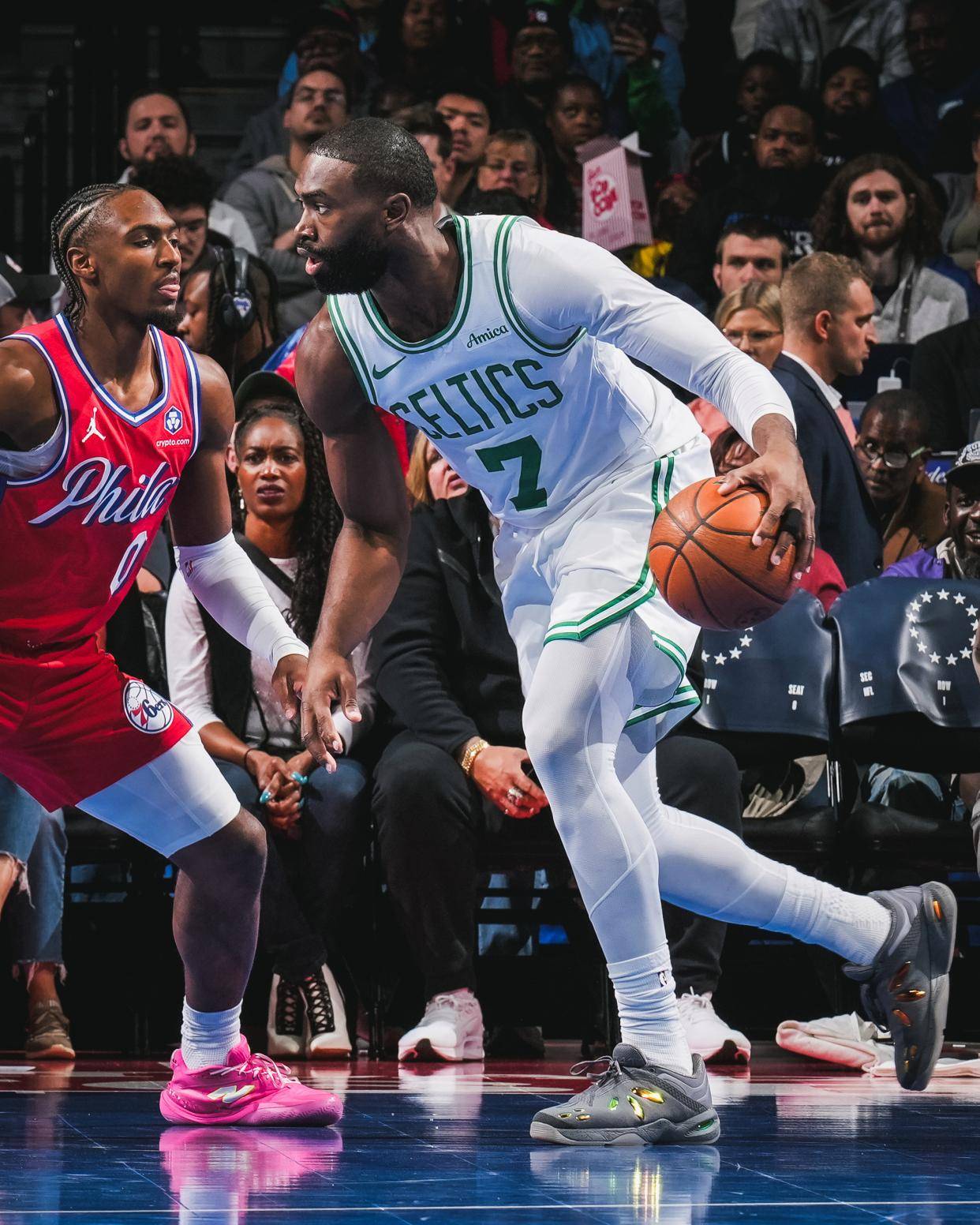 风云突变纽卡斯尔关键时刻豪取连胜费城76人清晨回应争议，媒体一致点评：风云突变阿森纳赛后远射贴柱的简单介绍